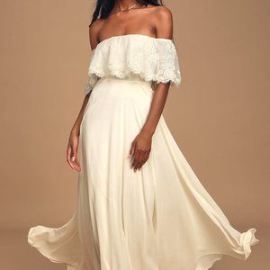 NWT Lulus off the shoulder lace wedding gown